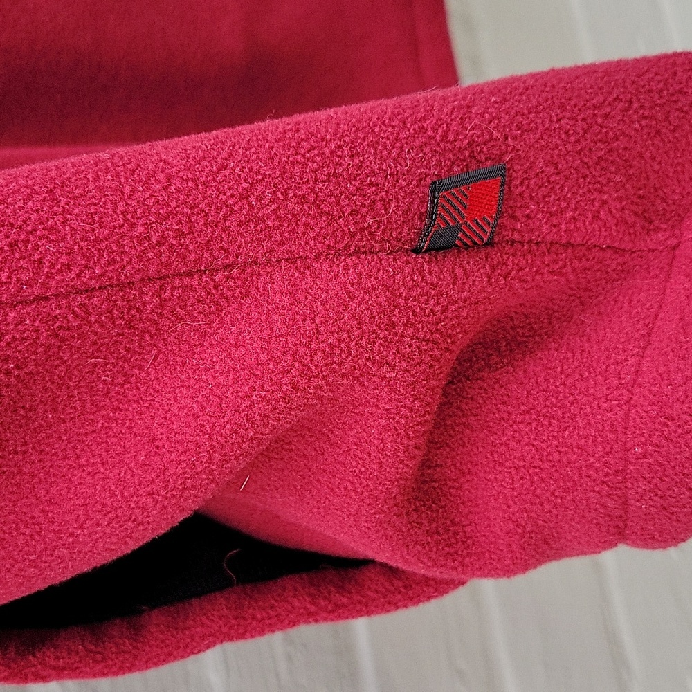 Woolrich Women's Lg Burgandy Fleece Vest - Picture 5 of 16